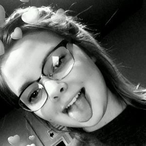 Meet your Posher, Scarlett